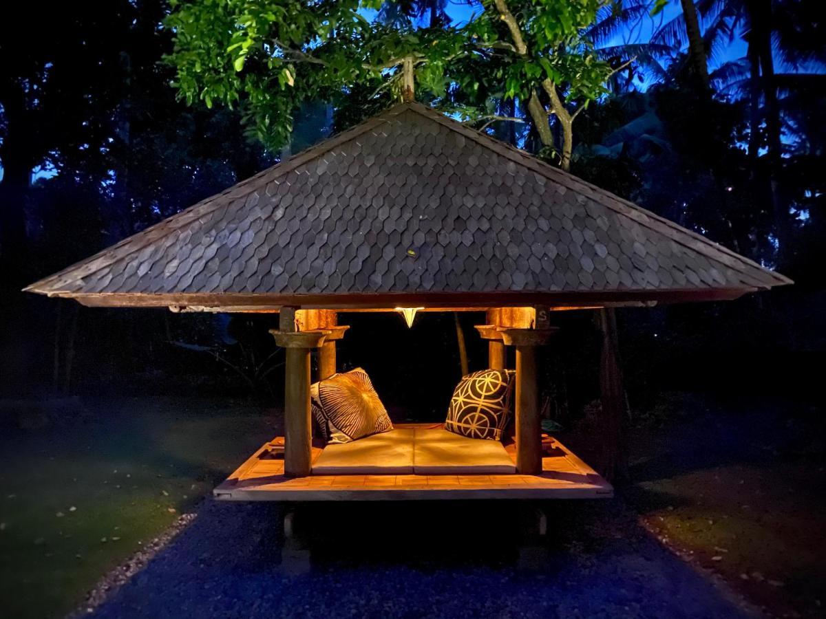 Hidden Heaven Rumah Barong Jasri Eksteriør billede